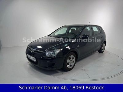 Gebraucht Hyundai i30 Edition 109 PS (80 kW) 2010 Schwarz Kleinwagen