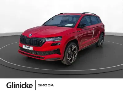 Neu Skoda Karoq SportLine 190 PS (139 kW) 2026 Velvetrot metallic SUV