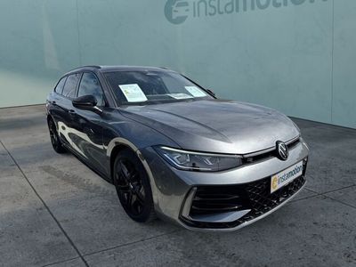 Second-hand VW Passat R-line 150 CP (110 kW) 2024 Gri Break