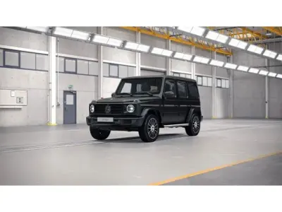 Gebraucht Mercedes G400 330 PS (242 kW) 2024 Designo nachtschwarz magno (metallic) SUV