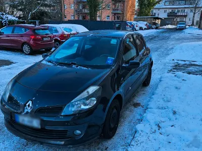 Brugt Renault Clio II 75 HK (55 kW) 2009 Sort Hatchback