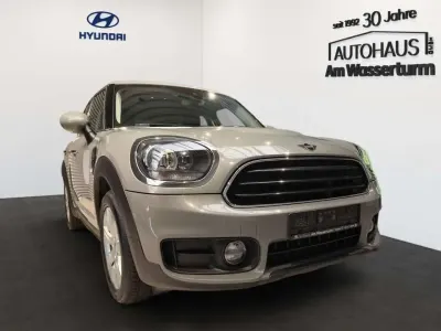 Gebraucht Mini One Countryman Pepper 102 PS (75 kW) 2019 Grau SUV