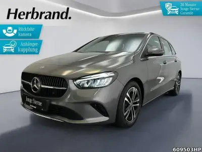 Gebraucht Mercedes B200 Progressive 163 PS (119 kW) 2025 Grau Kleinwagen