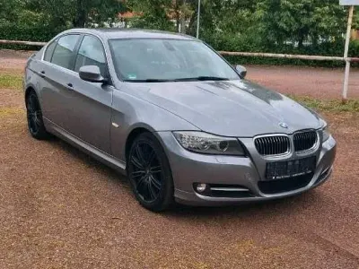Brugt BMW 320 184 HK (135 kW) 2011 Grå Sedan