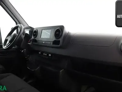 Gebraucht Mercedes Sprinter 150 PS (110 kW) 2023 Arktikweiss Van