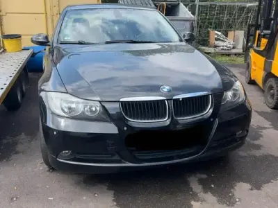 Usata BMW 318 129 CV (94 kW) 2007 Nero Berlina