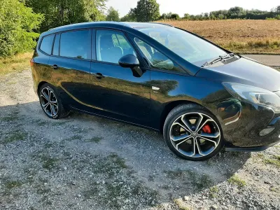 Gebraucht Opel Zafira Tourer 165 PS (121 kW) 2014 Schwarz Van / Kleinbus