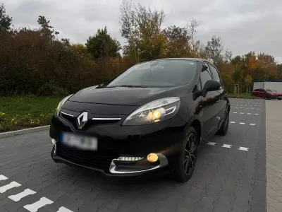Gebraucht Renault Scénic III 132 PS (97 kW) 2013 Schwarz Limousine