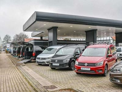 Używany VW Caddy Maxi 102 KM (75 kW) 2010 Czarny Minivan