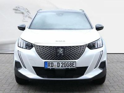 Gebraucht Peugeot e-2008 GT 100 kW (136 PS) 2023 Perlmutt weiß perleffekt SUV