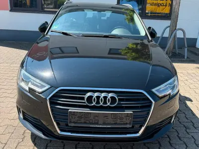 Gebraucht Audi A3 150 PS (110 kW) 2018 Schwarz Limousine