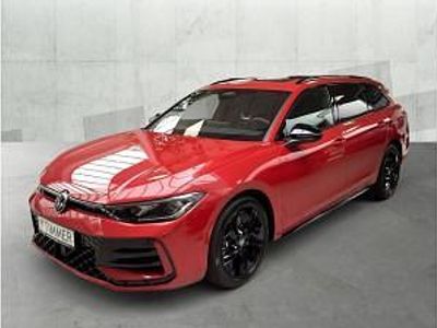 Nouă VW Passat R-line 193 CP (141 kW) 2025 Roșu Break