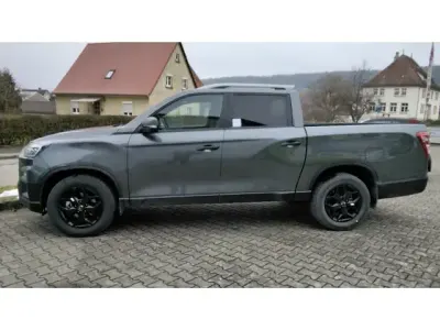Neu KGM Musso 201 PS (147 kW) 2025 Grau Pickup