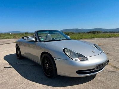 Porsche 911 Carrera Cabriolet