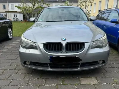 Gebraucht BMW 525 2004 Grau Limousine