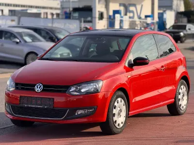 Käytetty VW Polo Match 90 HP (66 kW) 2012 Oranssi Sedan