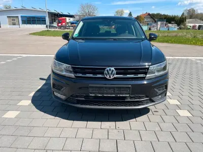 Gebraucht VW Tiguan 150 PS (110 kW) 2019 Schwarz SUV