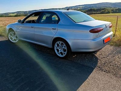Alfa Romeo 166