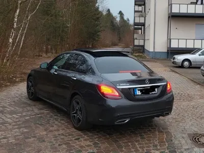 Gebraucht Mercedes C300e 306 PS (225 kW) 2020 Schwarz Limousine