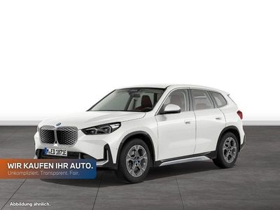 Gebraucht BMW iX1 Comfort Edition 225 kW (306 PS) 2025 Mineralweiß metallic SUV