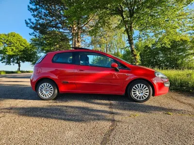 Gebraucht Fiat Punto Evo Racing 105 PS (77 kW) 2010 Rot Kleinwagen
