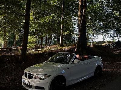 Gebraucht BMW 135 Cabriolet Performance 306 PS (225 kW) 2012 Weiß Cabrio