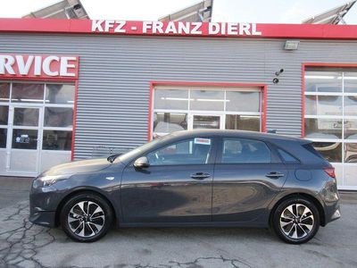 Grau Neu 2025 Kia Ceed Kleinwagen | 20.950 € (Guter Preis)