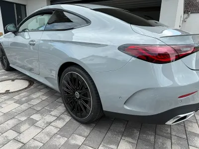 Gebraucht Mercedes CLE300 AMG line 258 PS (189 kW) 2025 Grau Coupé