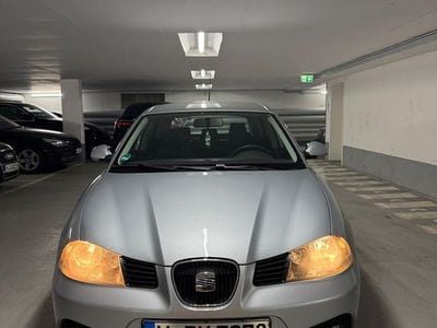 Silber Gebraucht 2007 Seat Ibiza Limousine | 1.700 € (Fairer Preis)