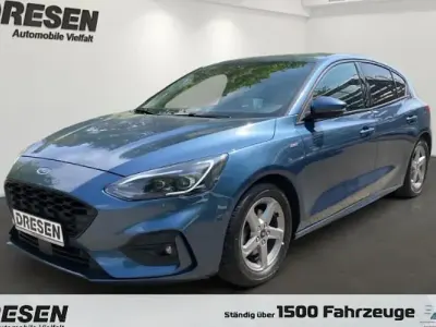 Gebraucht Ford Focus ST-Line 155 PS (114 kW) 2020 Blau Limousine