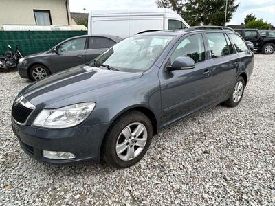 gebraucht Skoda Octavia Combi 1.2 TSI DSG Elegance