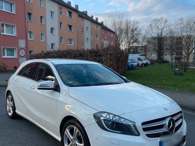 gebraucht Mercedes A180 /2014 Baujahr/ TÜV Neu / Wartung Neu TOP