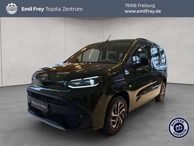 Neu Toyota Proace Verso City 100 kW (136 PS) 2025 Backpacker chaki metallic Kombi