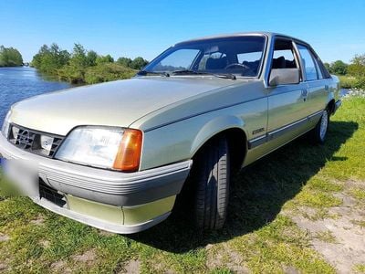 Gebraucht Opel Rekord S 100 PS (73 kW) 1983 Grün Limousine
