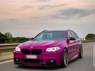 Gebraucht BMW 525 M Sport 218 PS (160 kW) 2016 Violet Kombi