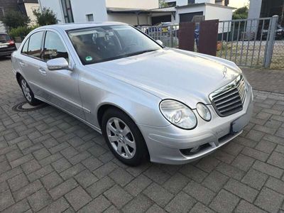 Mercedes E200