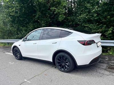 Gebraucht Tesla Model Y RWD 258 kW (351 PS) 2022 Weiß SUV