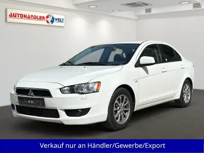 Gebraucht Mitsubishi Lancer 117 PS (86 kW) 2011 Weiss Limousine