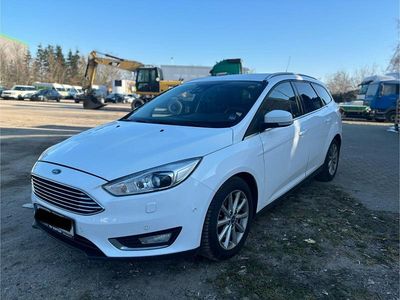 Gebraucht Ford Focus Titanium 150 PS (110 kW) 2015 Weiß Kombi