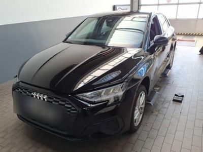 Gletscherweiß metallic Gebraucht 2023 Audi A3 Sportback e-tron Advanced Plus Kleinwagen | 28.990 € (Etwas zu teuer)