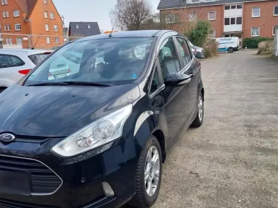 Używany Ford B-MAX 101 KM (74 kW) 2017 Czarny Minivan