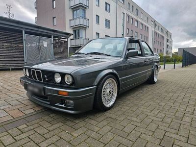 gebraucht BMW 325 e30 i M-Technik 2 ab Werk 71 tkm Schalter