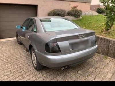 gebraucht Audi A4 b5 2,6 v6