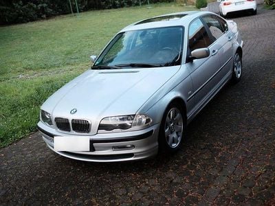 BMW 325
