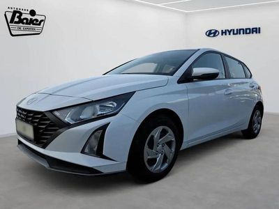 Gebraucht Hyundai i20 78 PS (57 kW) 2024 Atlas white Kleinwagen