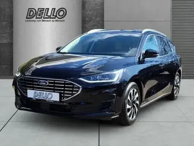 Używany Ford Focus Titanium 125 KM (91 kW) 2024 Czarny Kombi