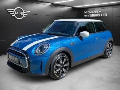 Gebraucht Mini Cooper Classic 136 PS (100 kW) 2023 Blau Kleinwagen