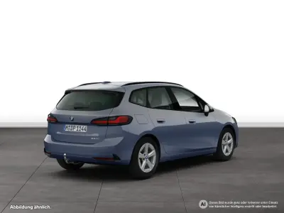 Gebraucht BMW 220 Active Tourer 156 PS (114 kW) 2025 Grau Van / Kleinbus