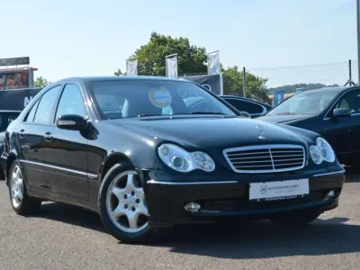 Gebraucht Mercedes C320 Avantgarde 218 PS (160 kW) 2003 Schwarz Limousine