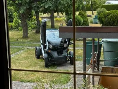 Gebraucht Renault Twizy 13 kW (18 PS) 2012 Schwarz Kleinwagen